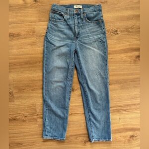 Madewell woman’s classic straight Jean size 27